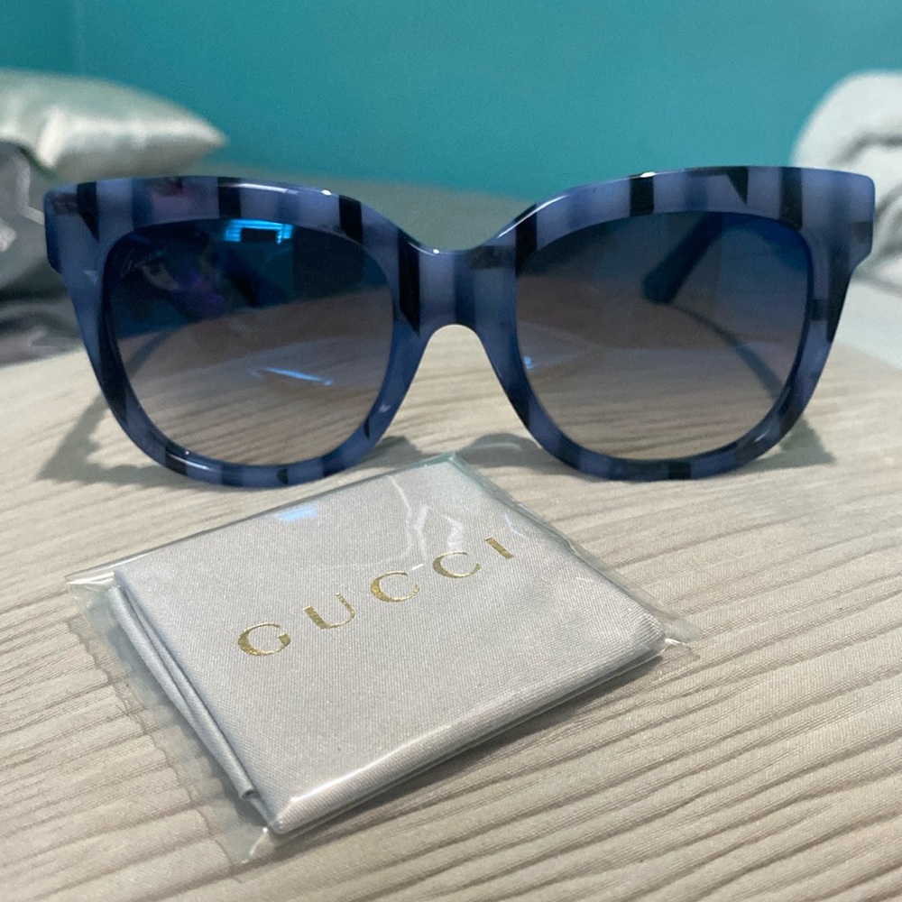 Gucci sunglasses